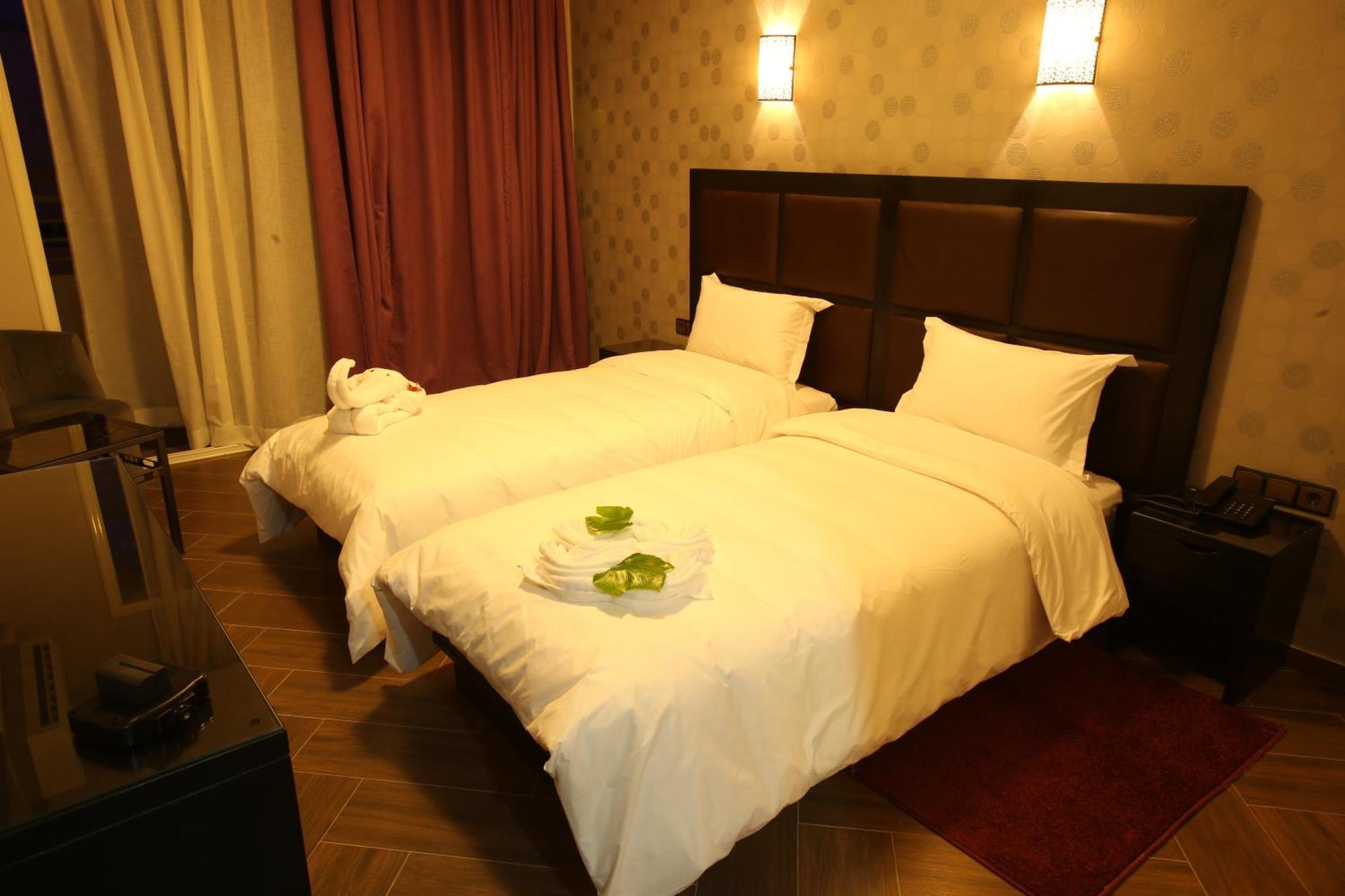 Hotel Swani メクネス エクステリア 写真