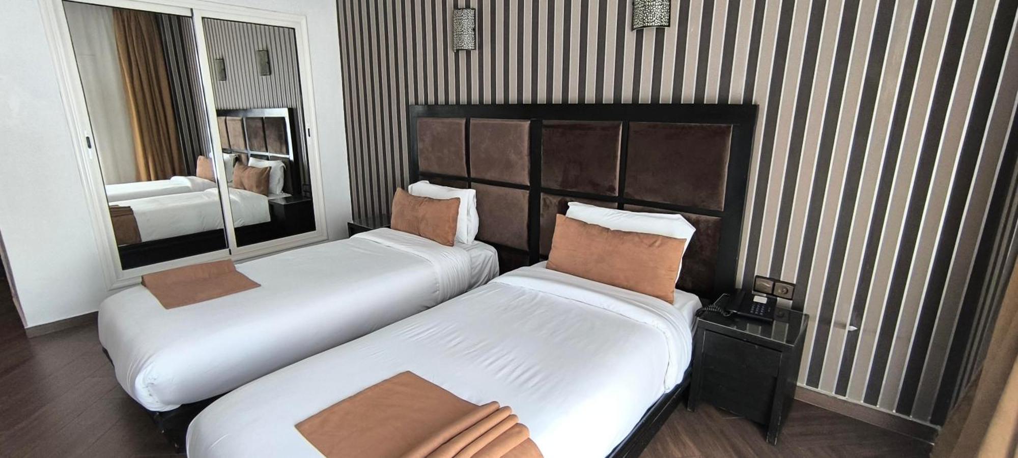 Hotel Swani メクネス エクステリア 写真
