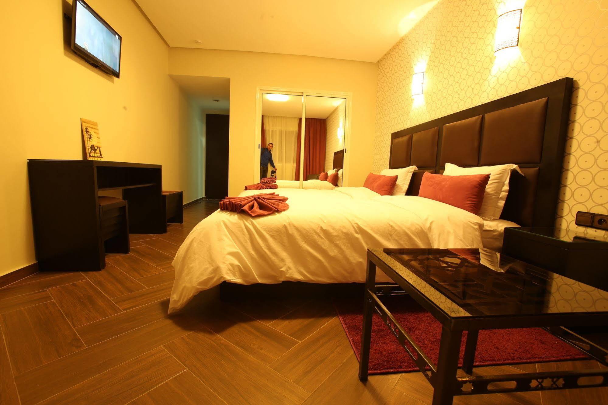 Hotel Swani メクネス エクステリア 写真